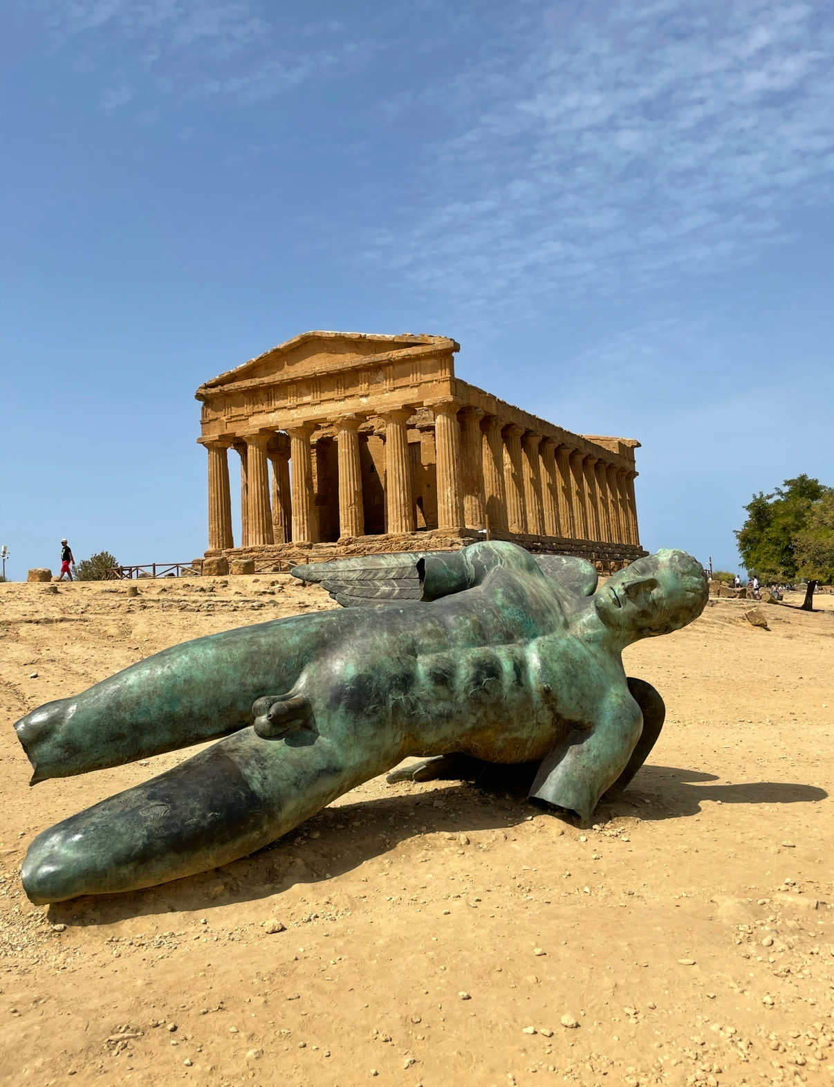 Włochy - Agrigento - rzeźba „Upadek Ikara”