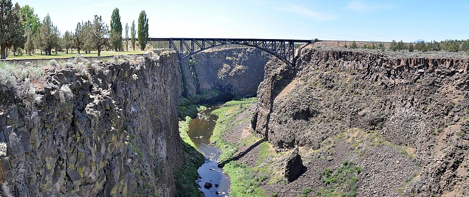 USA - Oregon - Crooked River Railroad Bridge