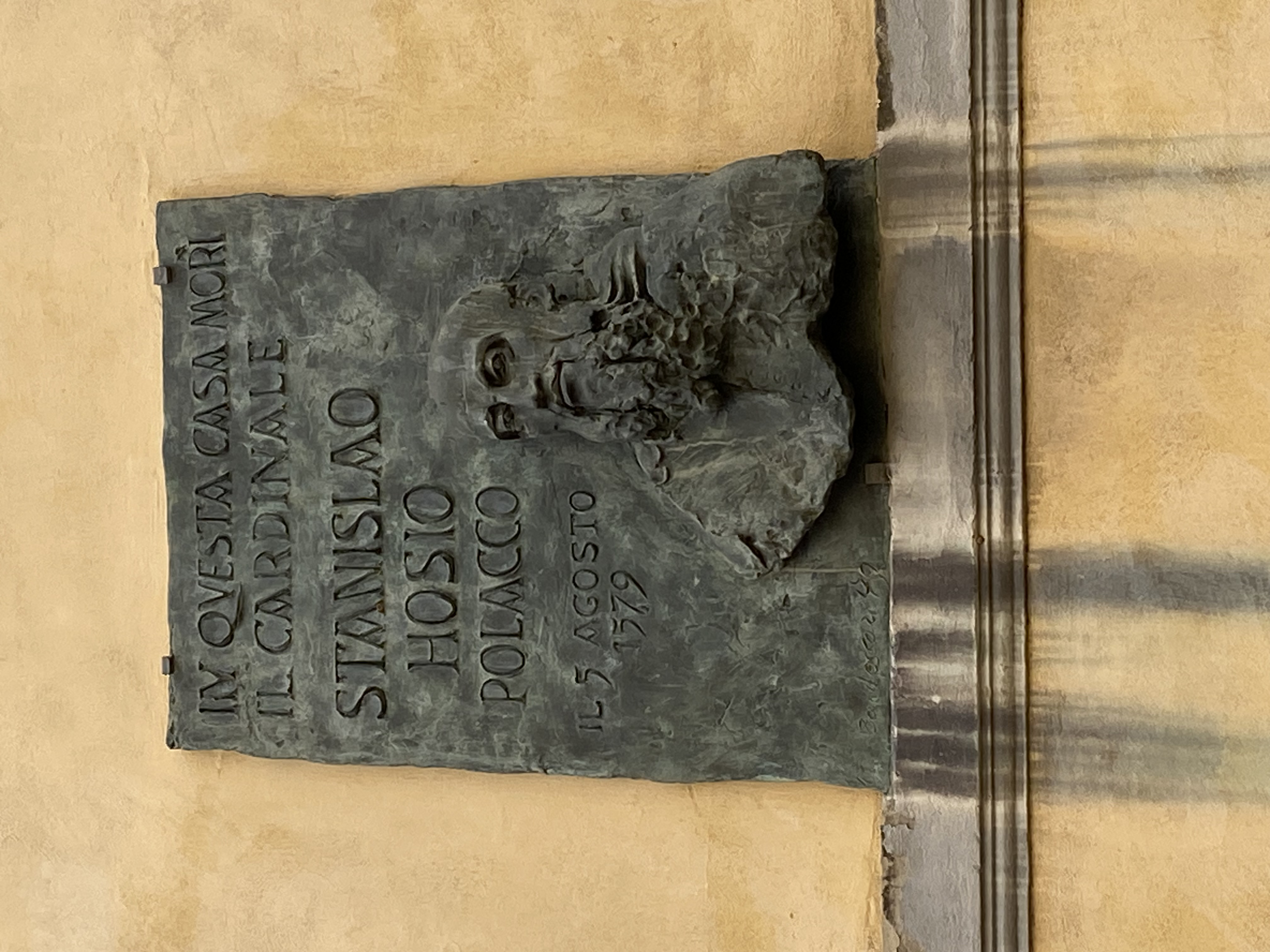 Capranica - tablica upamiętniająca Stanisława Hozjusza