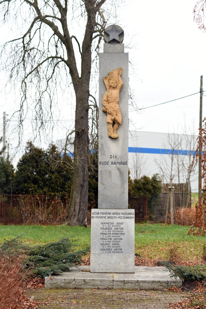 Piotrowice koło Karwiny - pomnik ofiar I wojny światowej