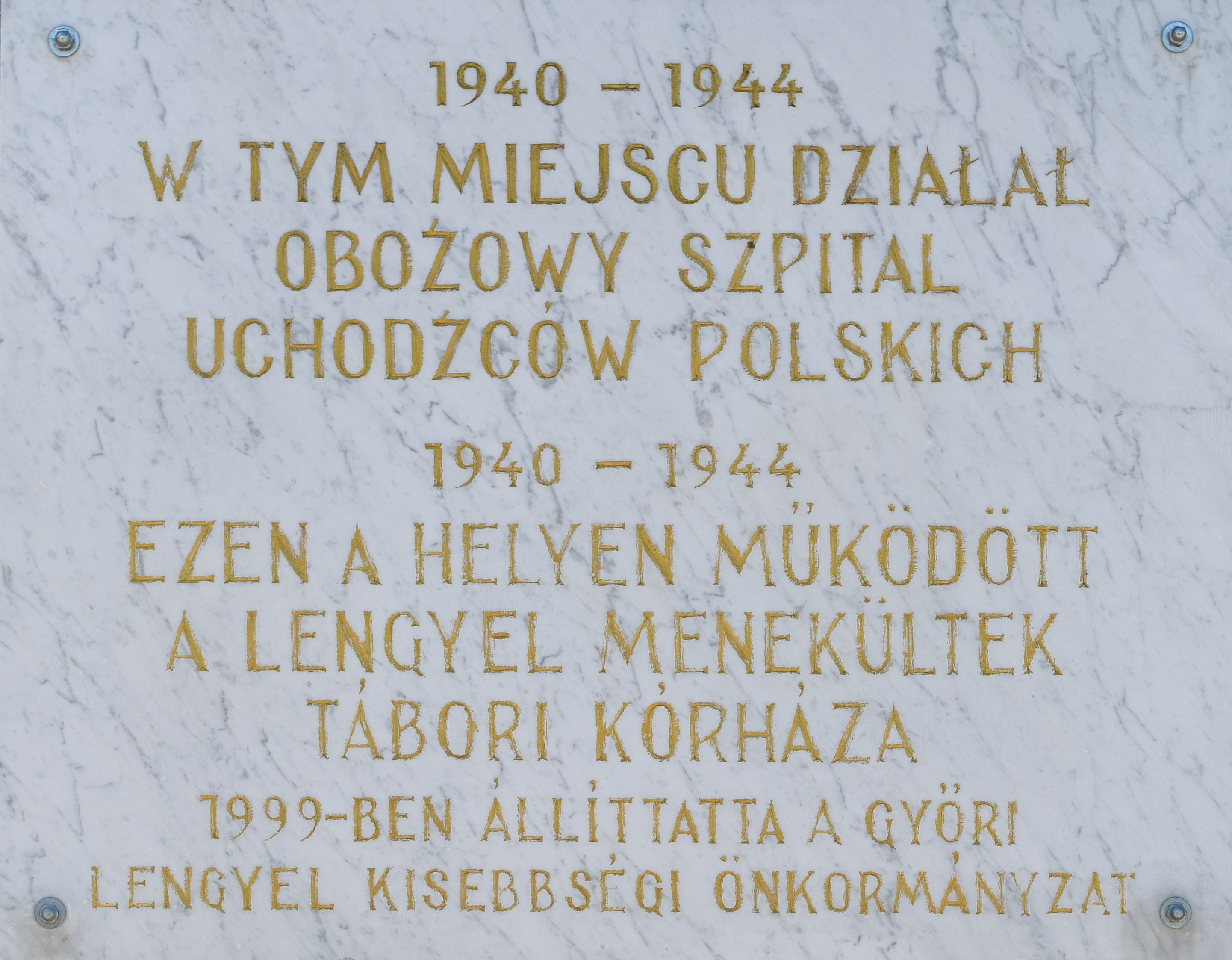 Győr - tablica upamięniająca lokalizację polskiego szpitala