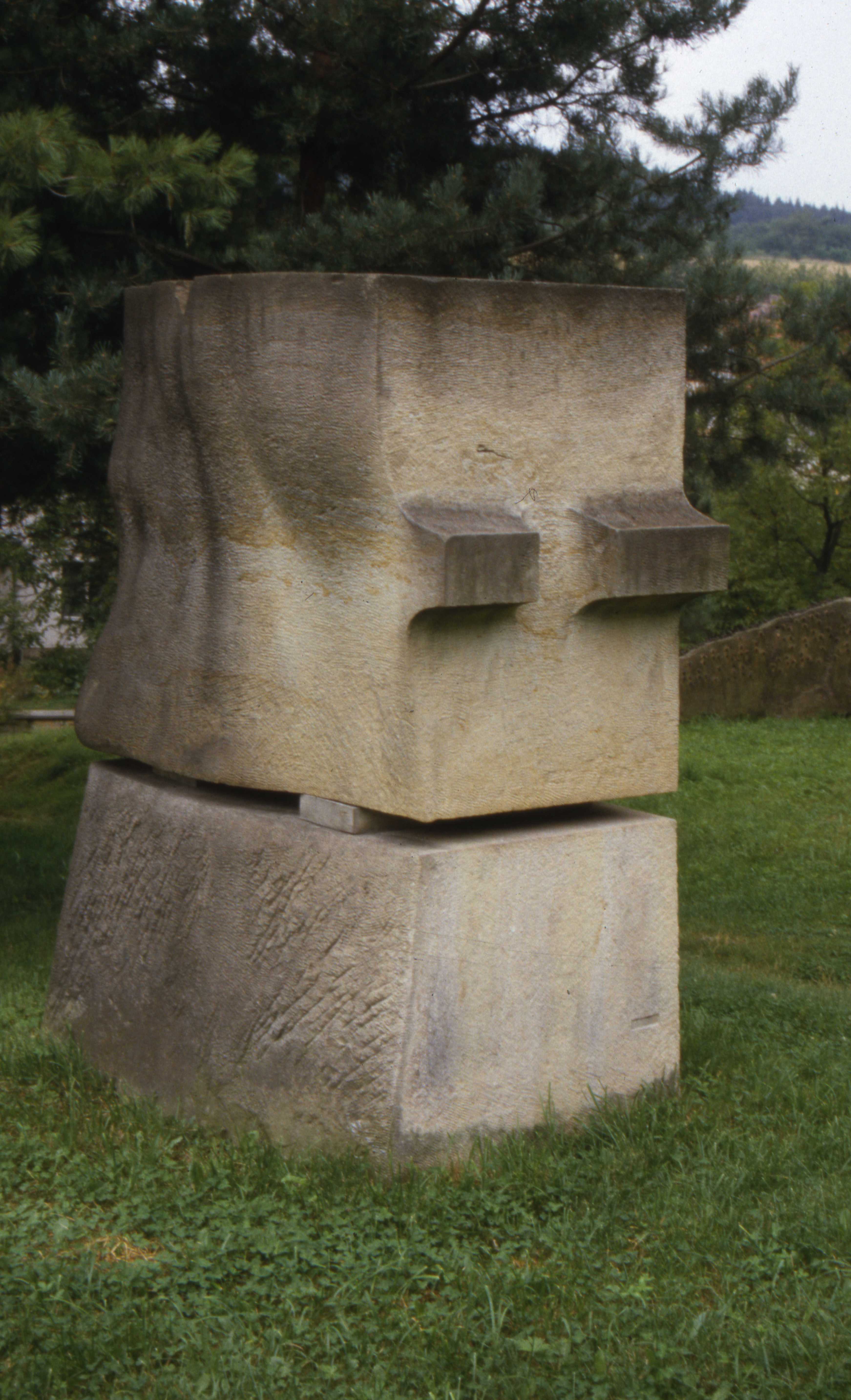 Hořice - rzeźba plenerowa w Hořicach