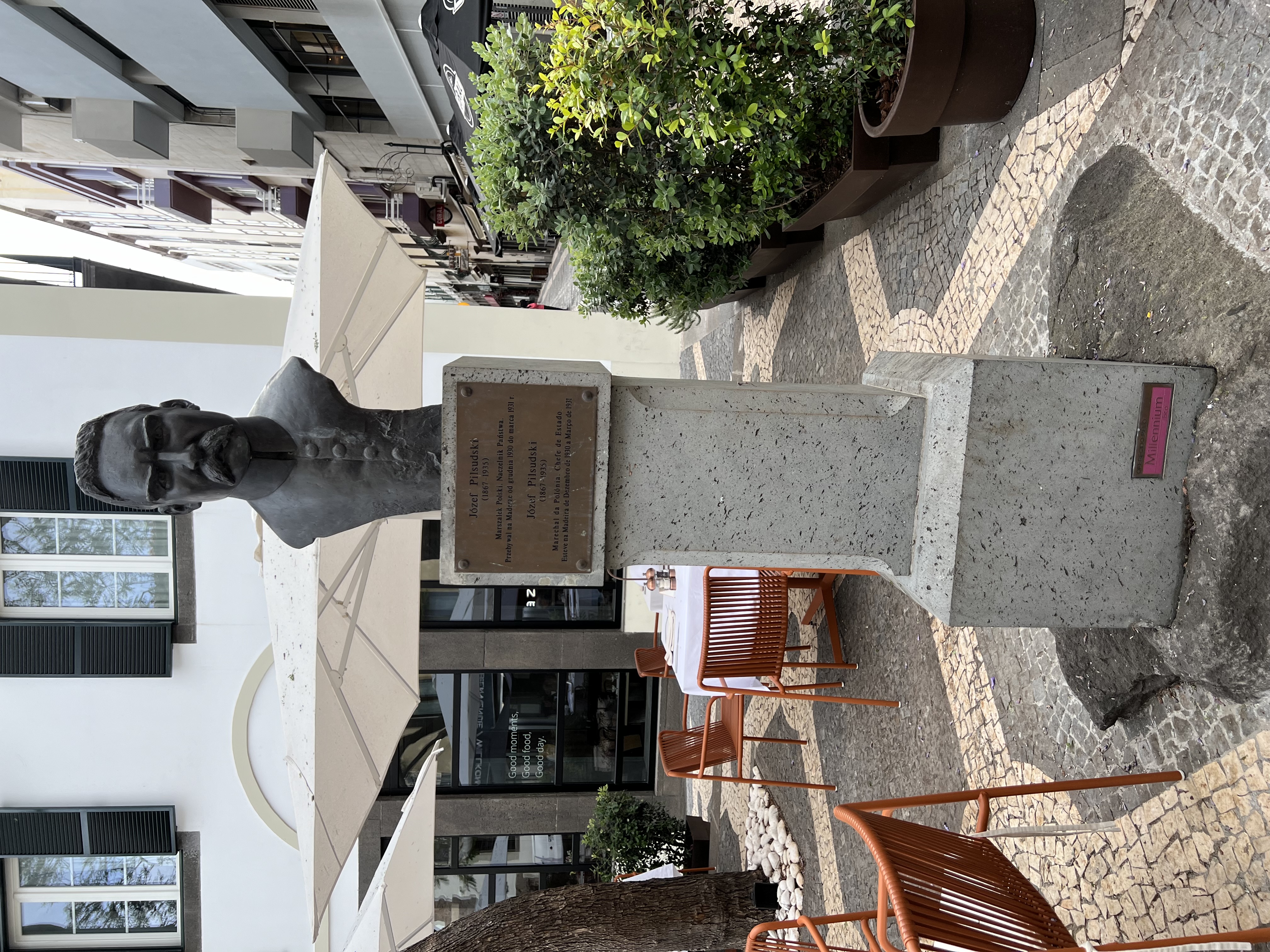 Portugalia - Madera - Funchal - popiersie Józefa Piłsudskiego