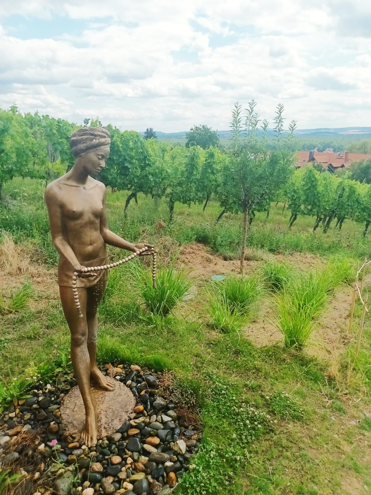 Drezno - rzeźba „Stilles Wasser” Małgorzaty Chodakowskiej