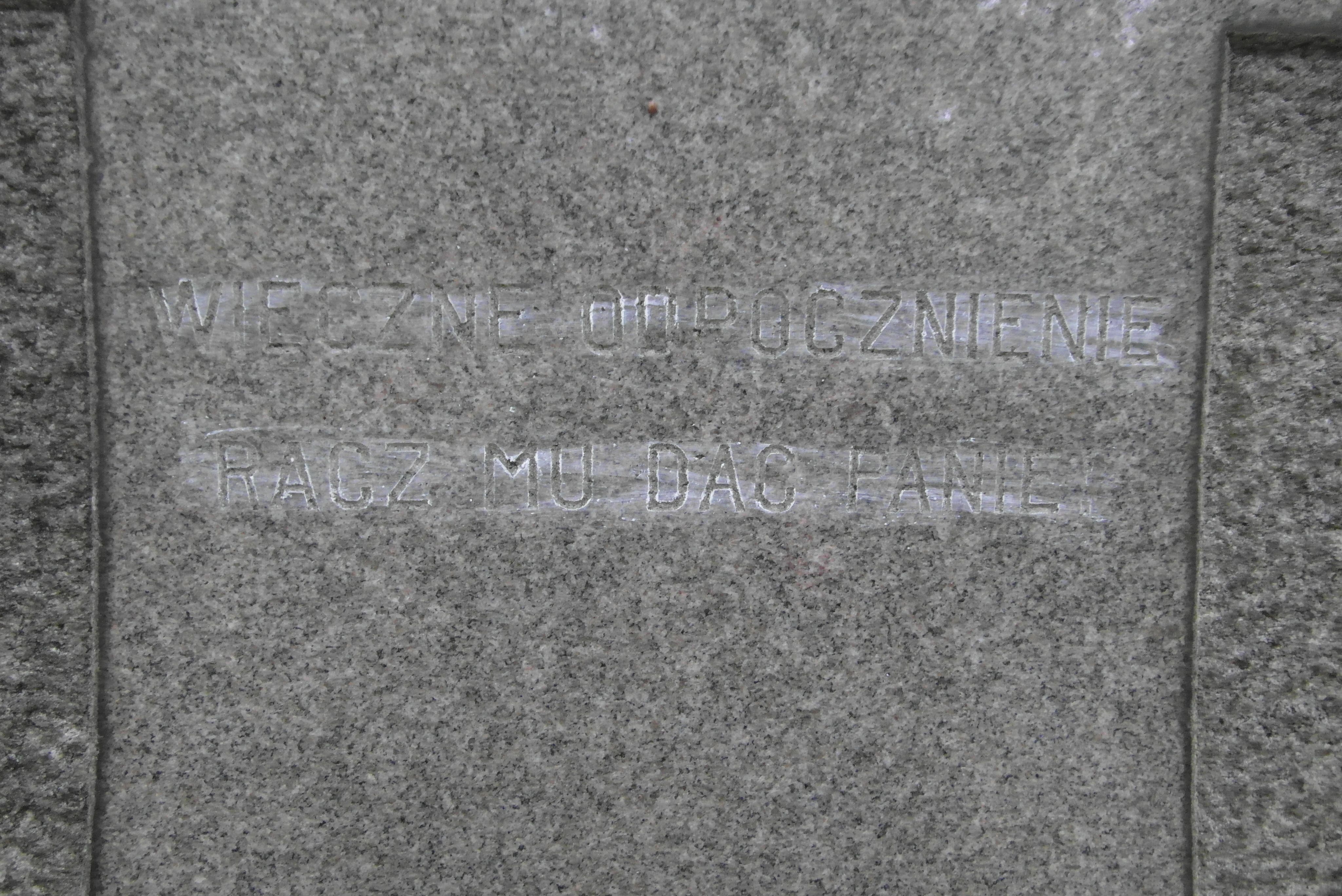 Inscription from the tombstone of Boleslaw Kibortt, St Michael's cemetery in Riga, as of 2021.