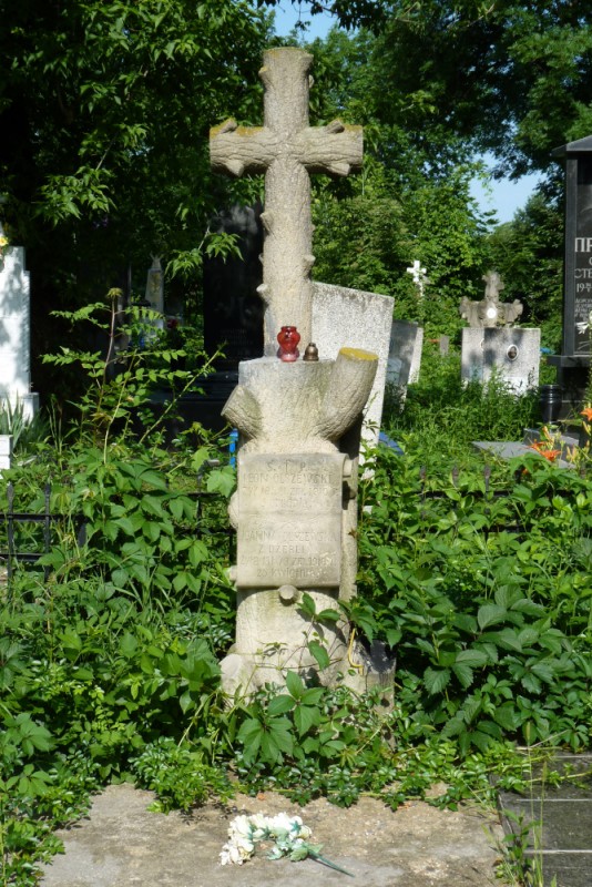 Soroki - Tombstone of the Olszewski family