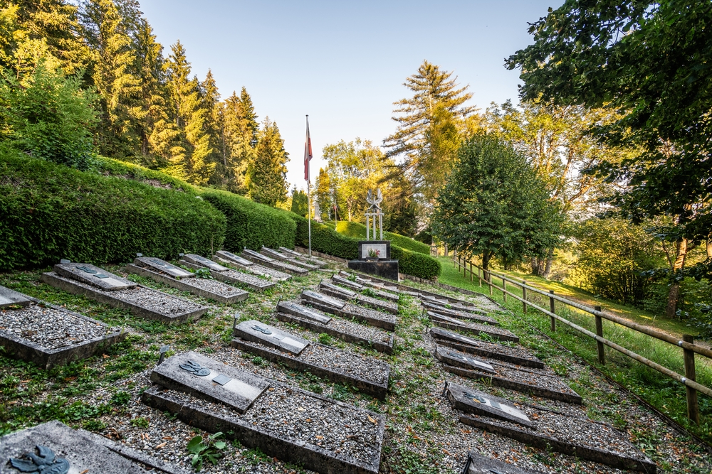 Photo showing Polish War Cemetery Les Larrets