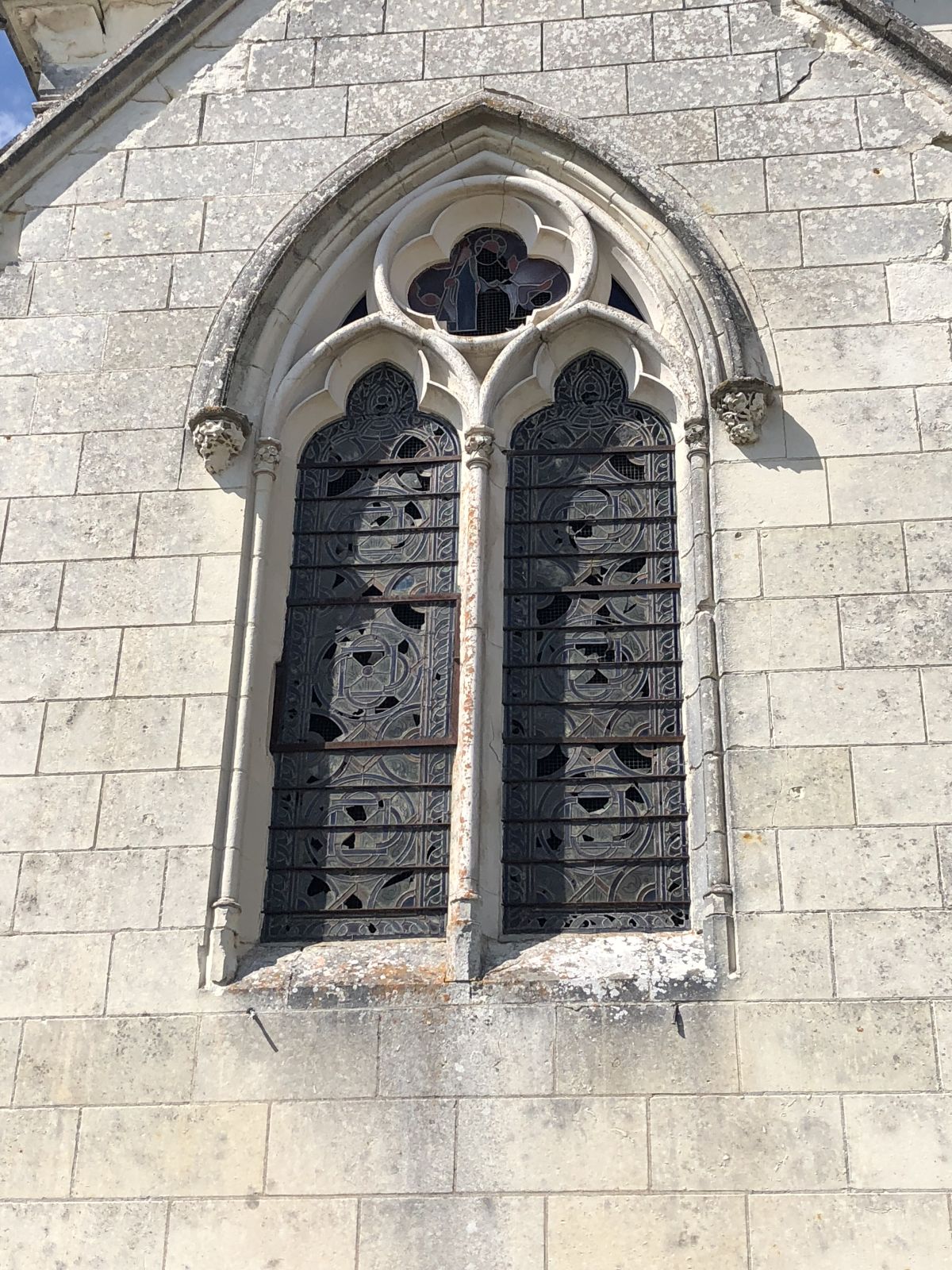 Chapel of the Branickis in the Montrésor cemetery, window opening