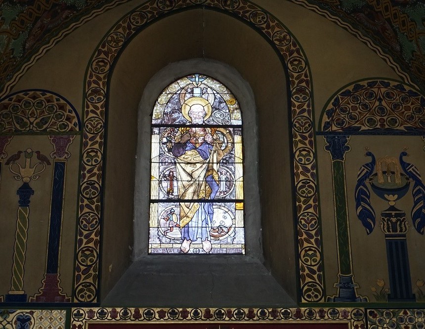 Saint Paul", vitrail conçu par Jan Henryk Rosen, réalisé par Pracownia Stainedraży Artystycznych Białkowski i sk-a, 1928, cathédrale arménienne de Lviv, Ukraine.