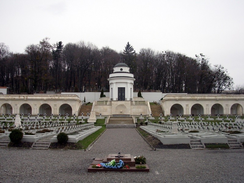 Cmentarz Orląt we Lwowie, proj. Rudolf Indruch, 1922-1938, Lwów, Ukraina