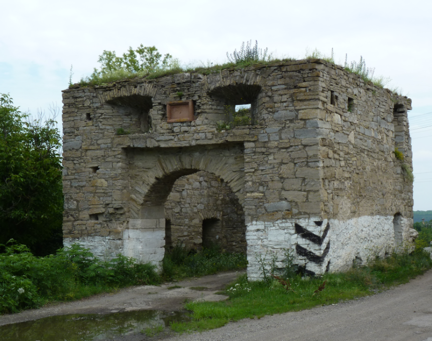 Holy Trinity Gate, Lviv Gate, 1692, Lviv, Ukraine