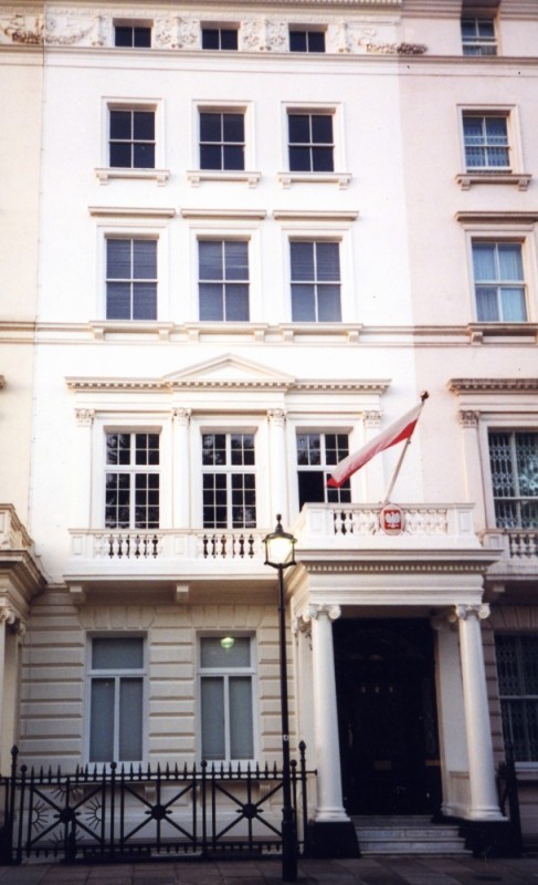 Sikorski Institute in London