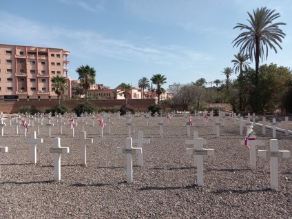 Grób polskiego lotnika na Cmentarzu Europejskim