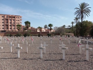 Grób polskiego lotnika na Cmentarzu Europejskim