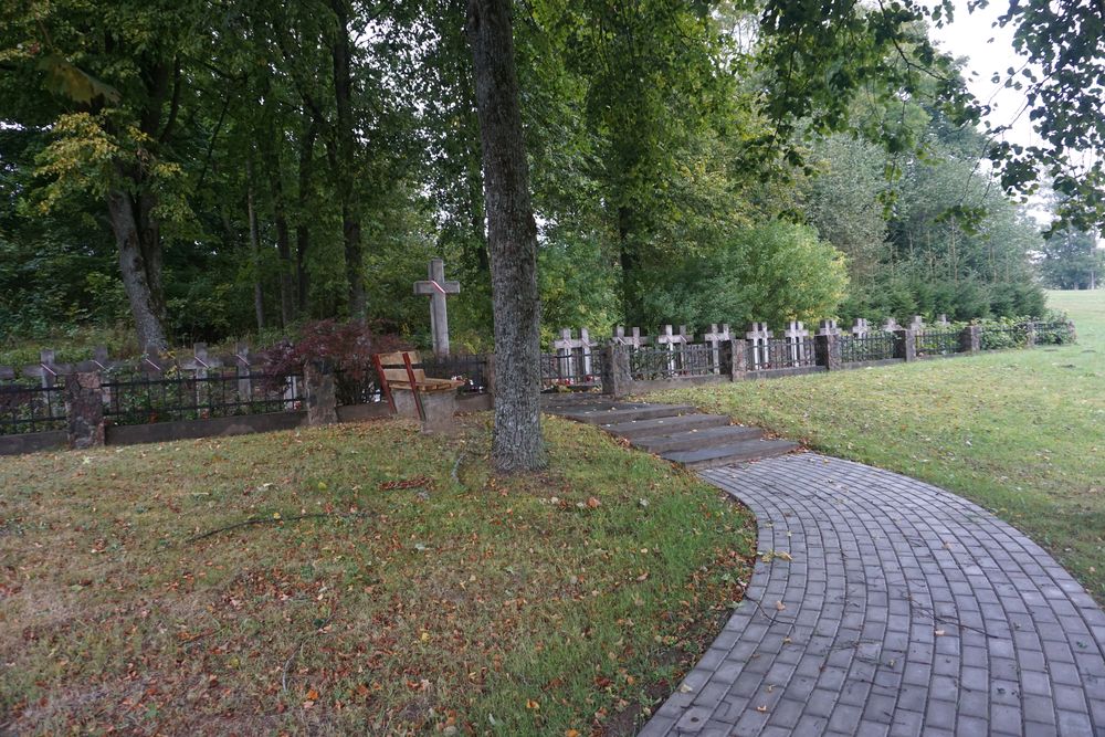 Cmentarzyk polskich ofiar karnej ekspedycji litewskiej na wieś Glinciszki