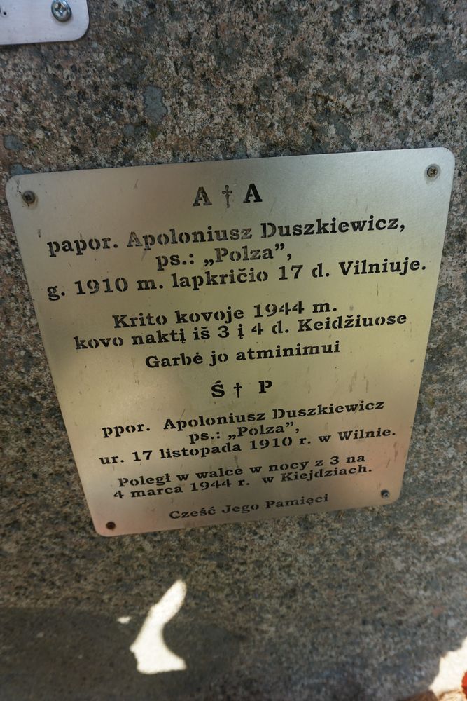 Groby żołnierzy Armii Krajowej poległych w lipcu 1944 r.