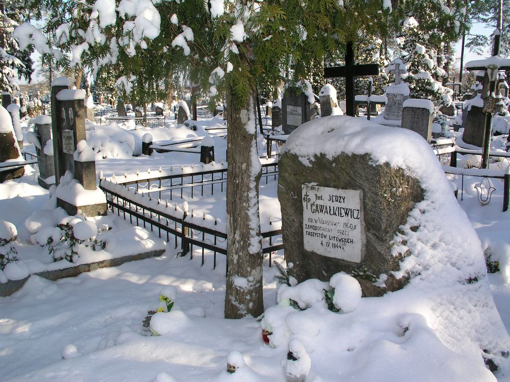 Grave of Ing. Jerzy Gawalkiewicz, killed during World War II