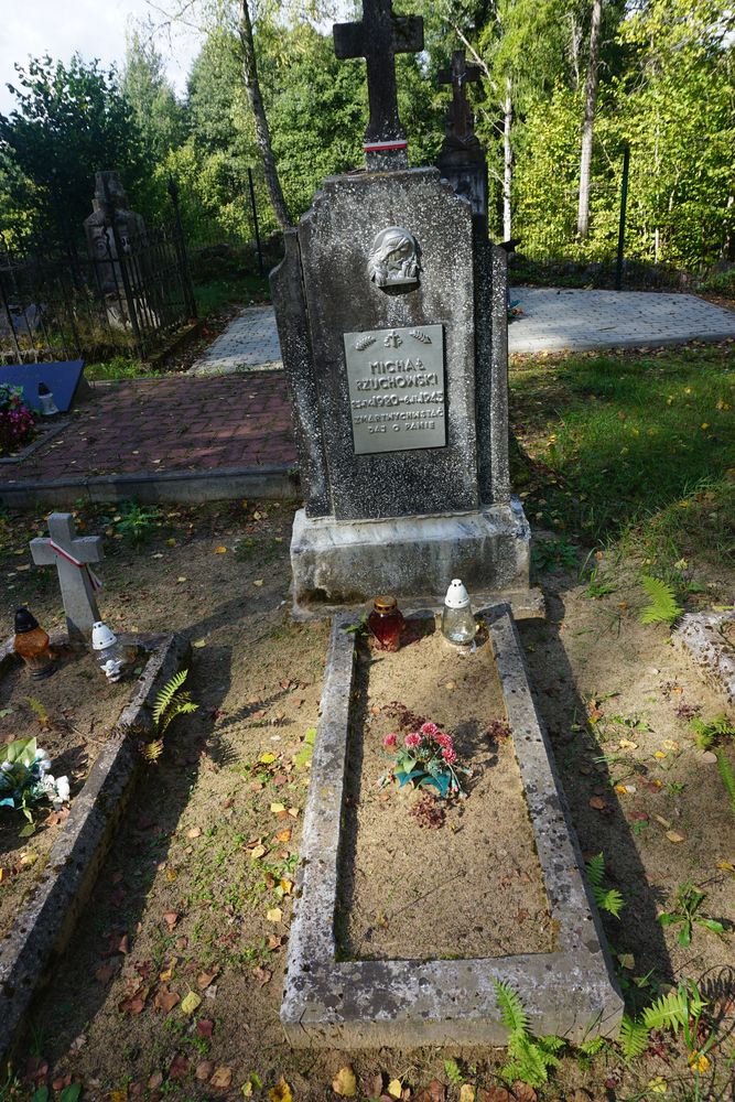 Graves of Home Army soldiers killed by the NKVD in Bołądziszki