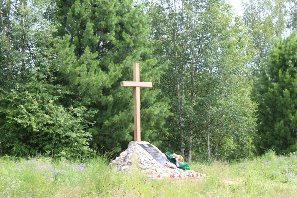 Могила поляків, загиблих під час Забайкальського повстання 1866 року, вшанована пам'ятником