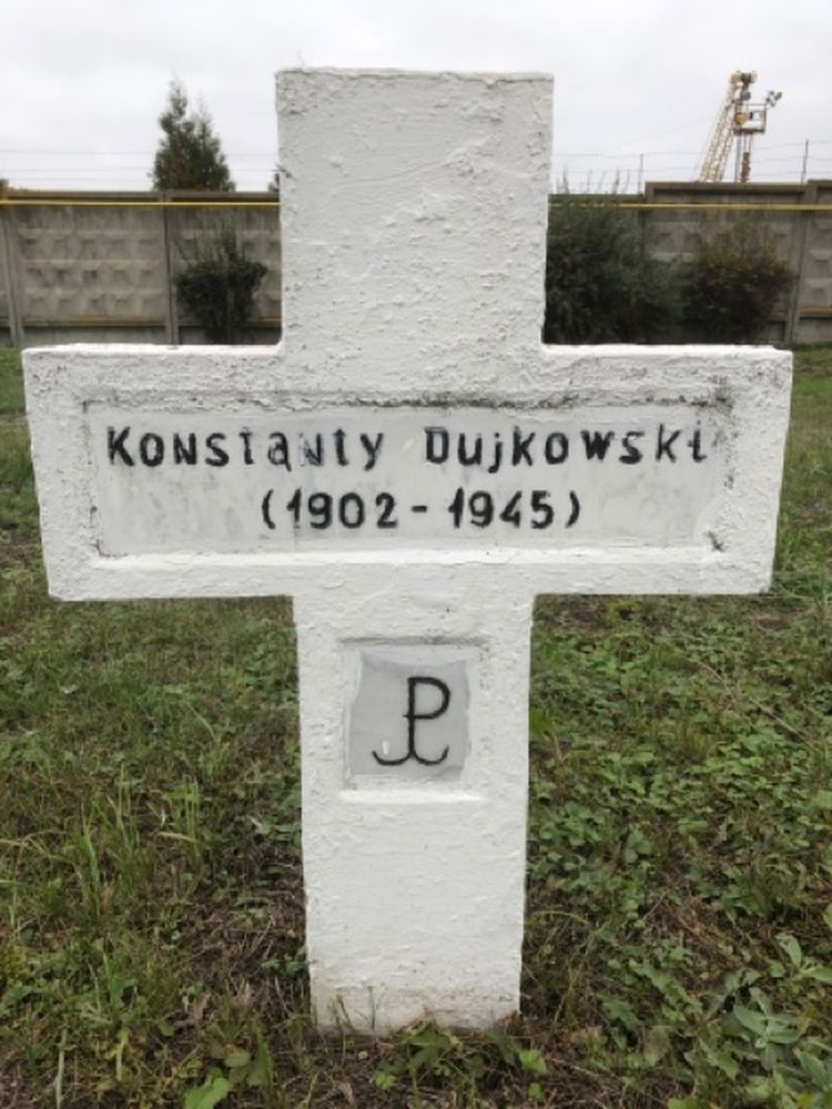 Konstantin Dujkowski, Cemetery of Gulag No 178, destroyed, rebuilt and commemorated with crosses