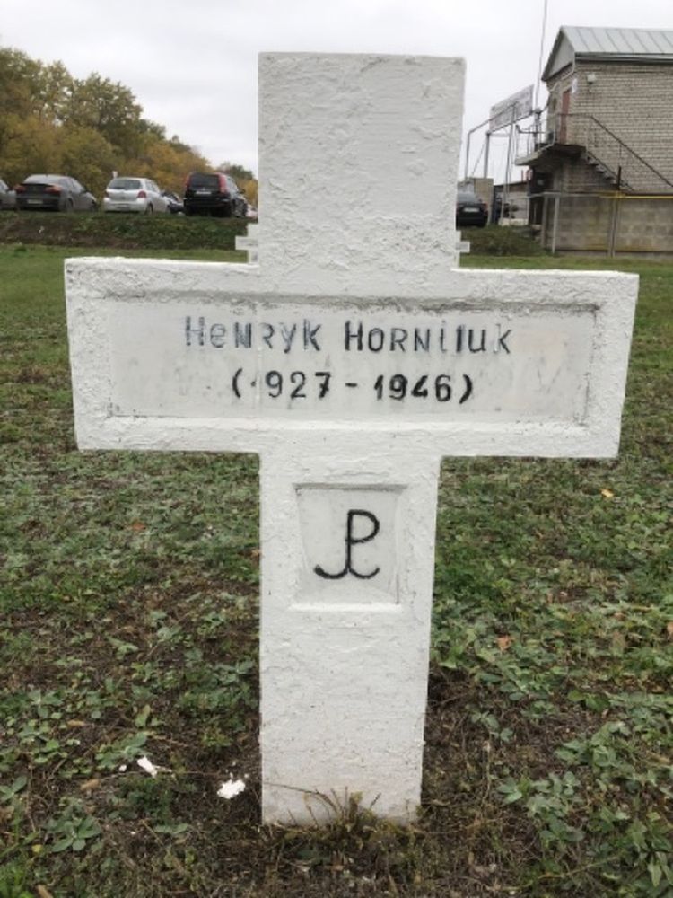 Henryk Horniluk, Cemetery of Gulag No 178, destroyed, rebuilt and commemorated with crosses