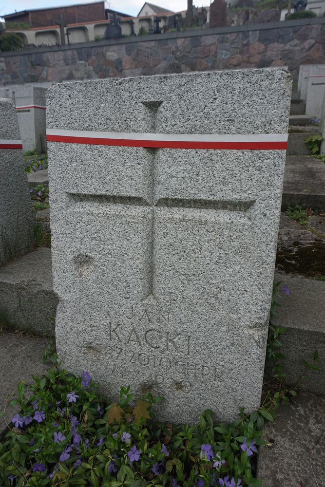 Jan Kącki, Military cemetery - part of the Stara Rossa cemetery