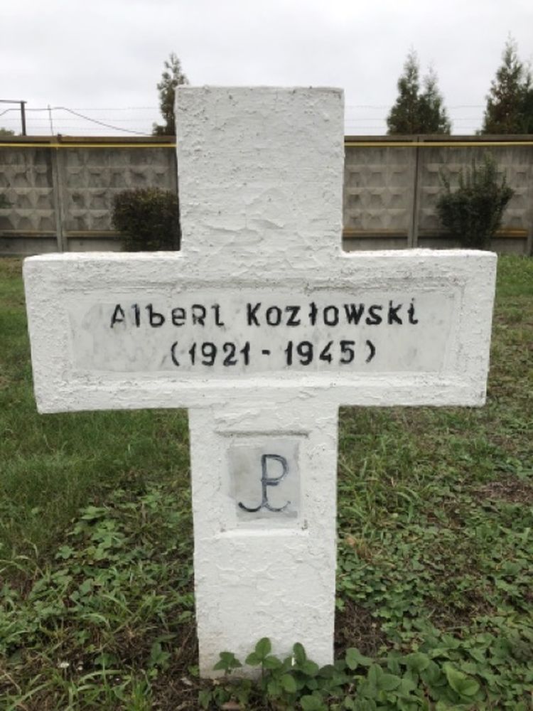 Albert Kozlowski, Cemetery of Gulag No 178, destroyed, rebuilt and commemorated with crosses