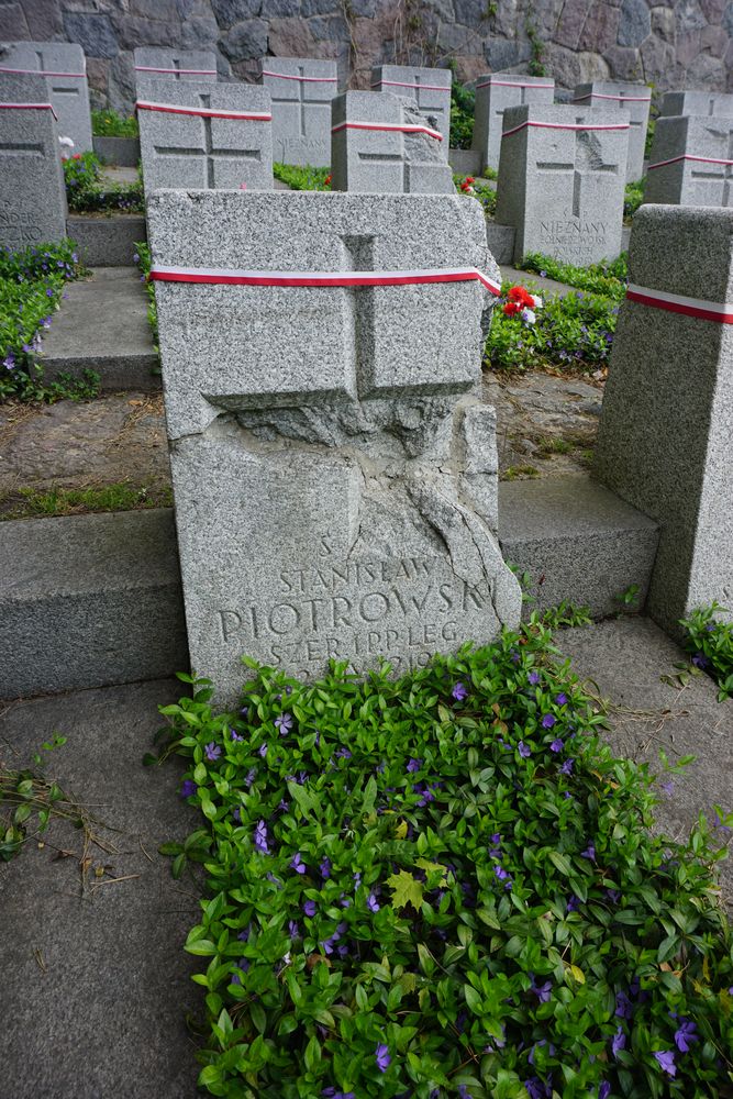 Stanisław Piotrowski, Military cemetery - part of the Stara Rossa cemetery