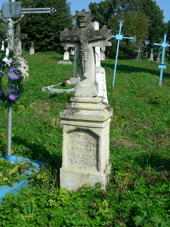 Tombstone of Anastasia Bilecka, cemetery in Barysh, state from 2006