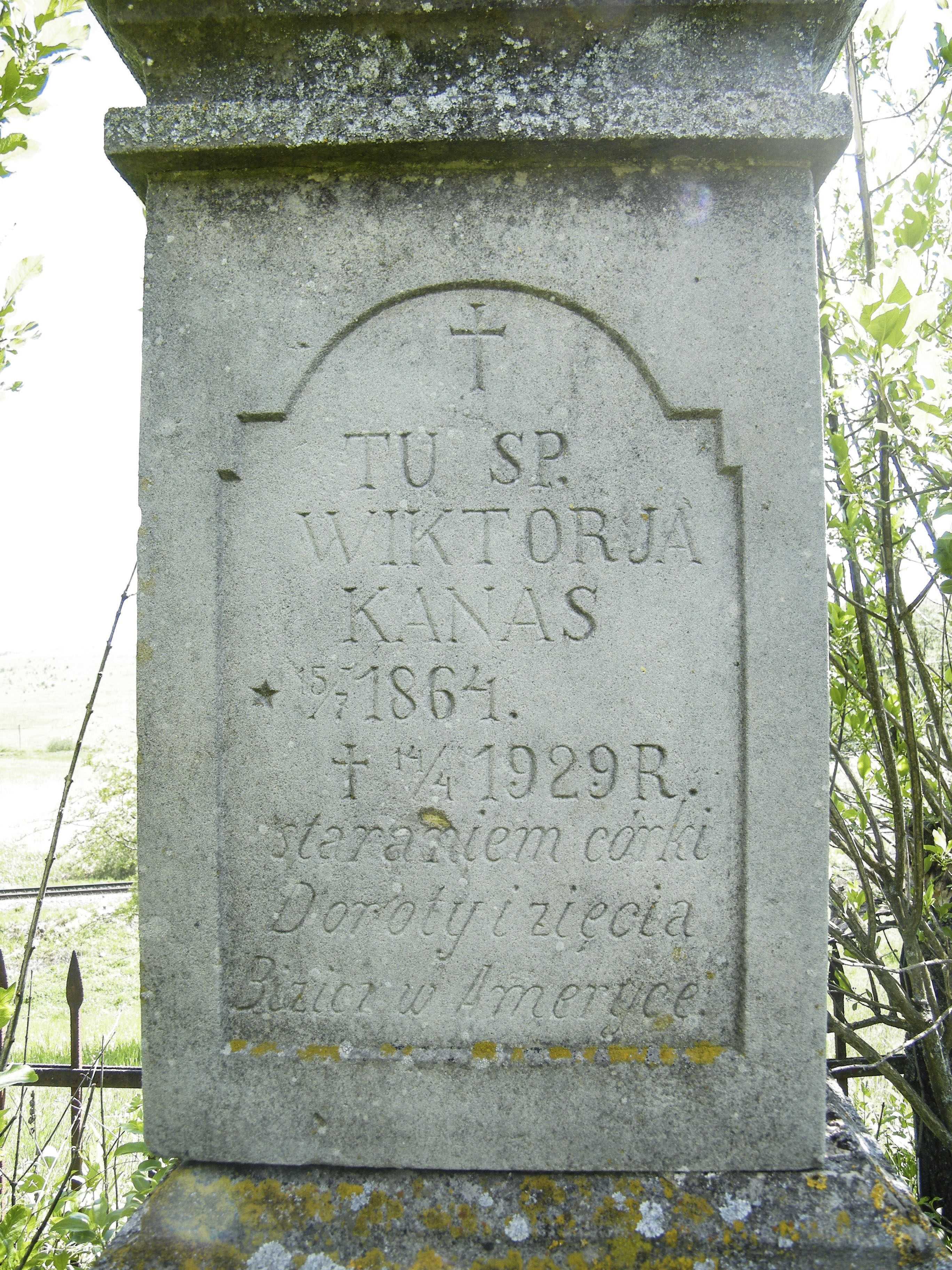 Inscription from the gravestone of Wiktoria Kanas, cemetery in Łozowa