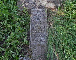Nagrobek Placydy Komarnickiej. Cmentarz w Pokropiwnej
