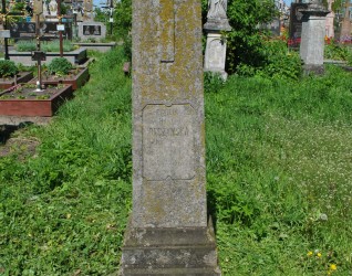 Nagrobek Emilii Raczyńskiej, cmentarz w Dołżance