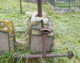 Nagrobek Władysława Antoniego Guzika, cmentarz w Hłuboczku Wielkim