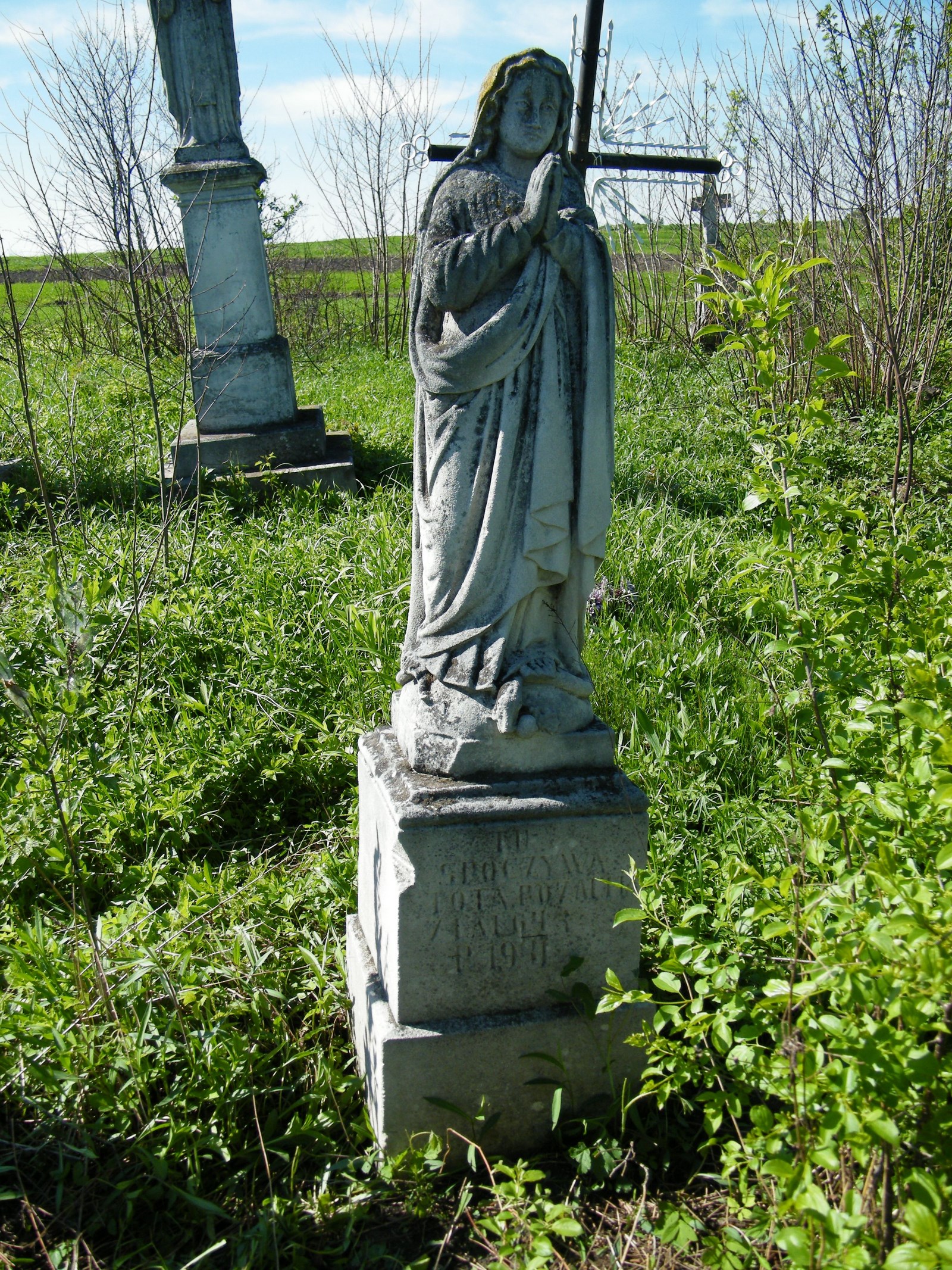 Nagrobek Rozalii Toty, cmentarz w Ihrowicy