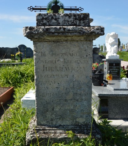 Nagrobek Klemensa Jurkiewicza, cmentarz w Ihrowicy