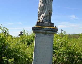 Nagrobek Agnieszki i Stefanii Pelych, cmentarz w Ihrownicy