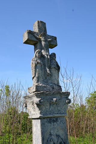 Fragment nagrobka Michała Białowąsa, cmentarz w Ihrownicy