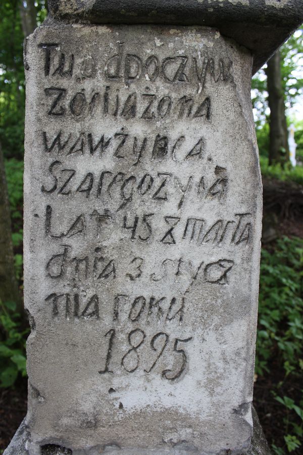 Inskrypcja z nagrobka Zofii Szarej. Cmentarz w Kokutkowcach