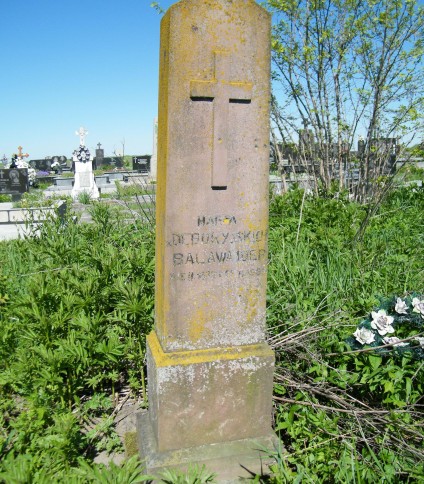 Nagrobek N.N. Balawajder, cmentarz w Dołżance
