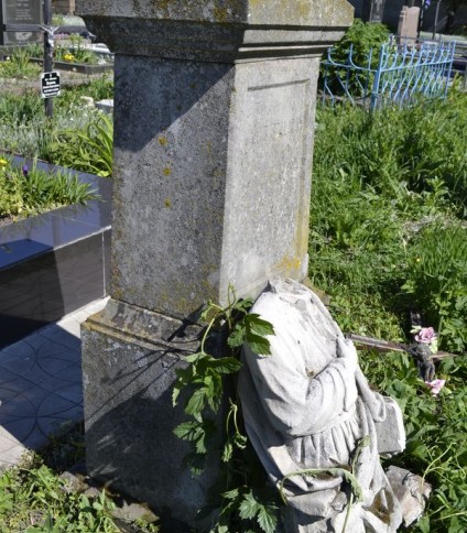 Nagrobek Jakuba Szałagana, cmentarz w Dołżance