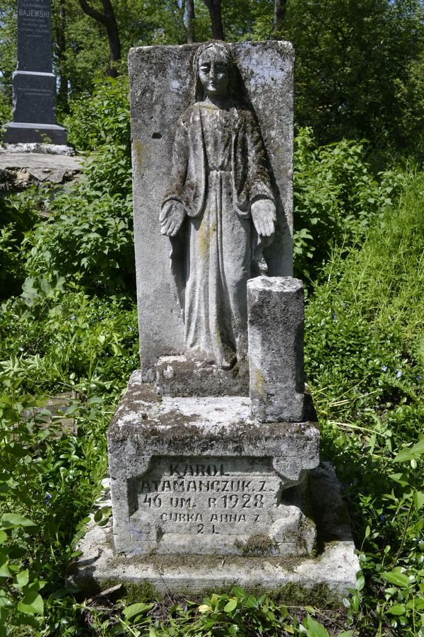 Tombstone of Karol and Anna Atamanczuk, Horodyszcze cemetery