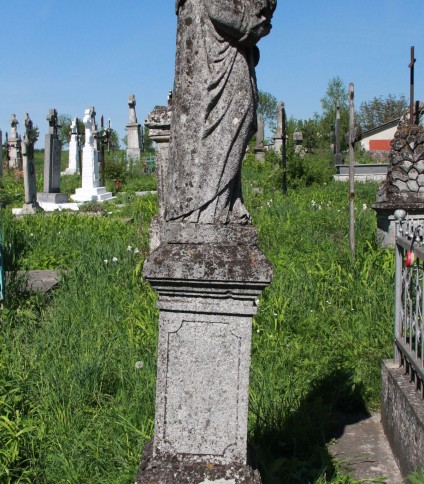 Nagrobek Agnieszki Deneki, cmentarz w Ihrownicy