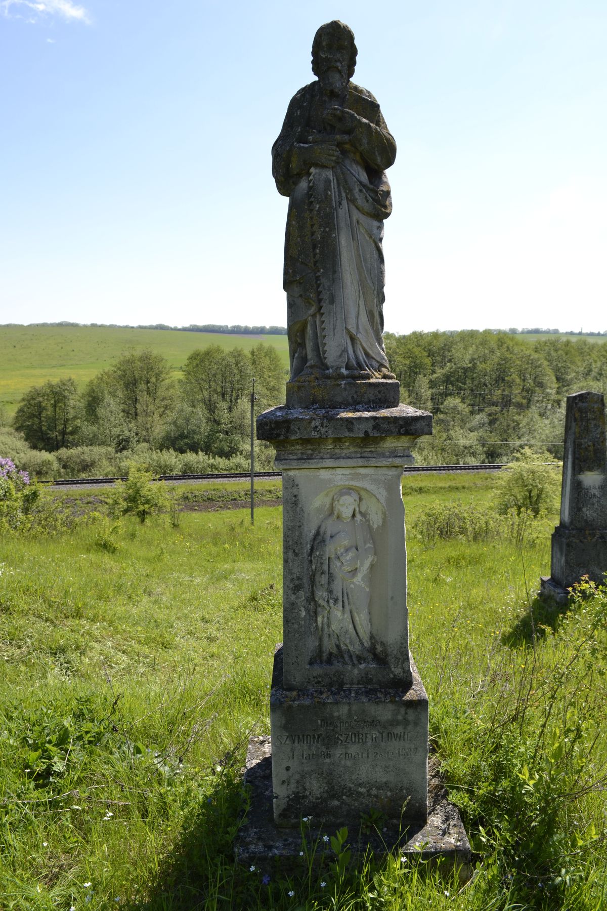 Nagrobek Szymona Szubertowicza, cmentarz w Łozowej
