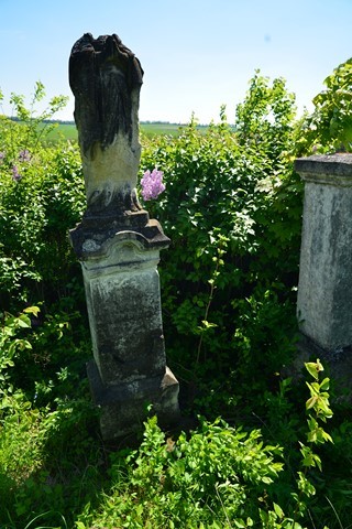 Nagrobek Teresy Kanas i Luby Kriwojd, cmentarz w Łozowej