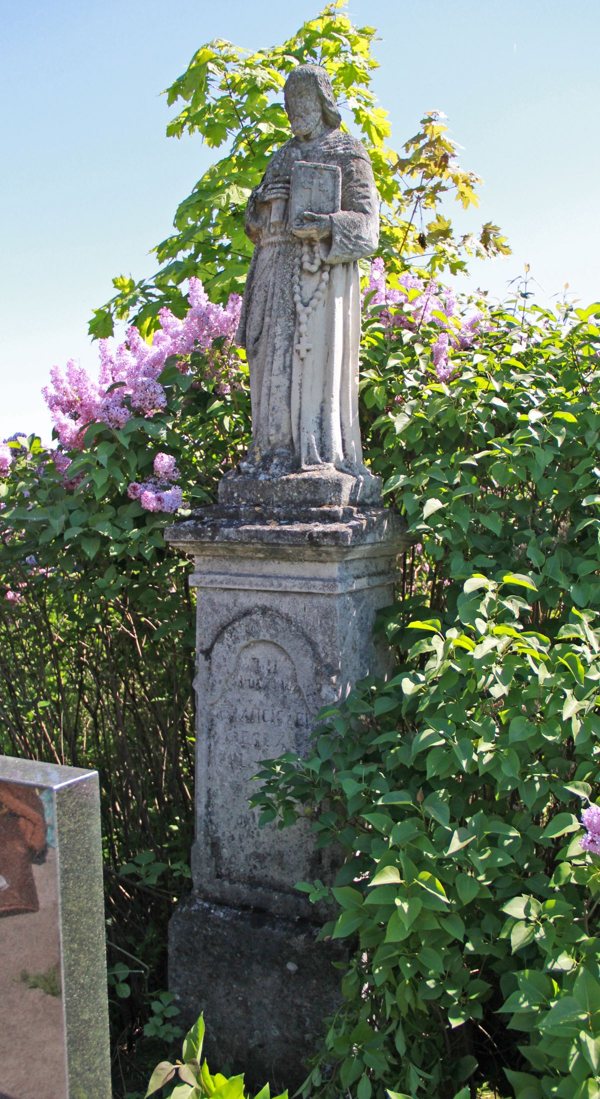 Nagrobek Franciszka Cieśli, cmentarz w Łozowej
