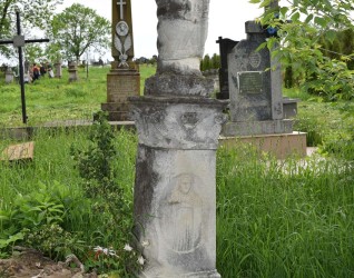 Nagrobek Józefa Górskiego, cmentarz w Smykowcach