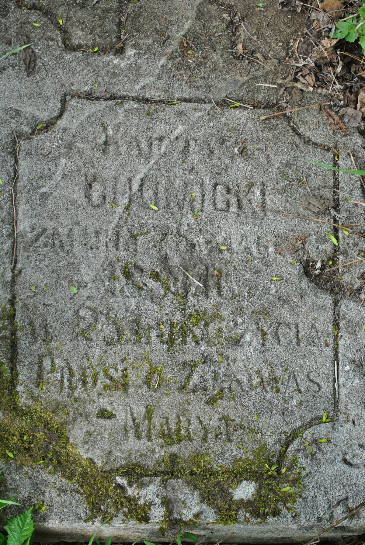 Inscription from the gravestone of K. Chomicki, cemetery in Smykowce