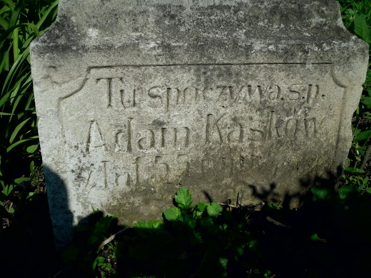 Inscription from the gravestone of Adam Kaśkow. Cemetery in Cebrów