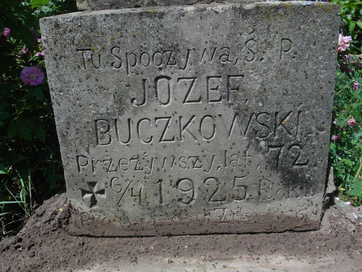 Fragment of Józef Buczkowski's tombstone, Skoromochy cemetery