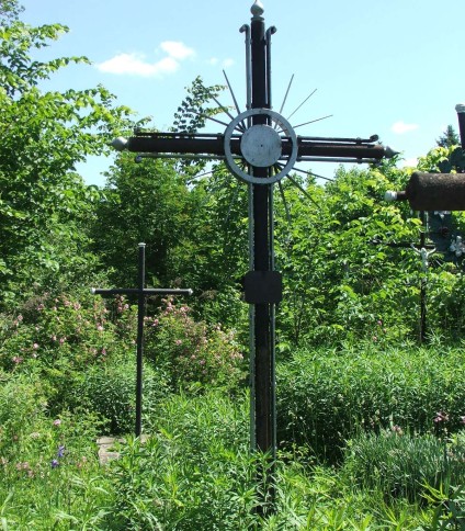 Nagrobek Anastazji Szkodzińskiej, cmentarz w Borkach Wielkich